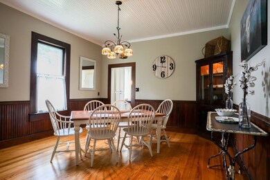 702 W Austin St, Fredericksburg, TX 78624 - photo 4