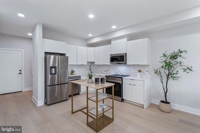 1516 E Capitol St NE unit A, Washington, DC 20003 - photo 5