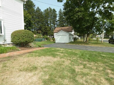 80 Concord St, Rockland, MA 02370 - photo 5