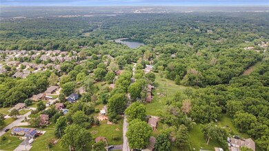 5025 Black Swan Dr, Shawnee, KS 66216 - photo 2