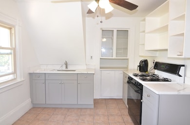 49 Las Casas St unit 2, Malden, MA 02148 - photo 3