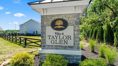 10328 Mae Ct, Cincinnati, OH 45251 - photo 3