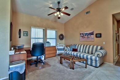 15733 W Linksview Dr Sitting area