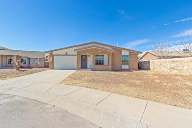 509 Adrian Ct, Horizon City, TX 79928 - photo 2