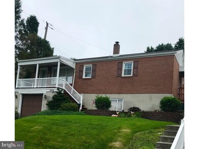 2304 Mckinley Ave, Reading, PA 19609 - photo 2