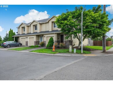 941 NW 3rd Ave, Canby, OR 97013 - photo 3