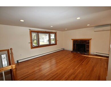 120 Bumble Bee Cir, Shrewsbury, MA 01545 - photo 2
