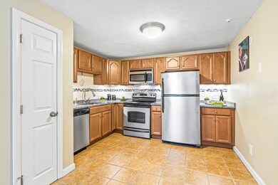 3 Karen Cir unit 16, Billerica, MA 01821 - photo 4