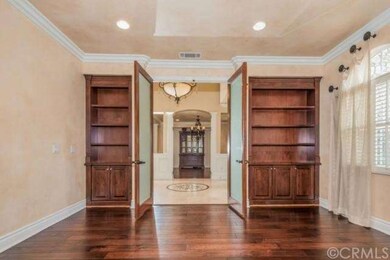 The EXECUTIVE OFFICE features built-in bookcases a