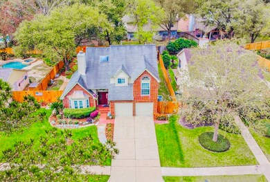 8211 Plum Lake Dr, Houston, TX 77095 - photo 2