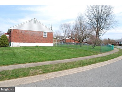 2215 Saint James Dr, Wilmington, DE 19808 - photo 5