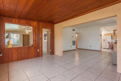 530 Capri Rd-15