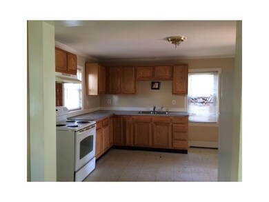 11 Aurora St, Providence, RI 02908 - photo 4