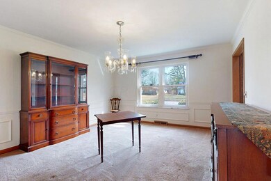 DiningRoom