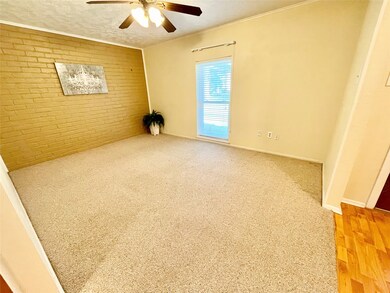 3764 Laura Leigh Dr, Friendswood, TX 77546 - photo 4