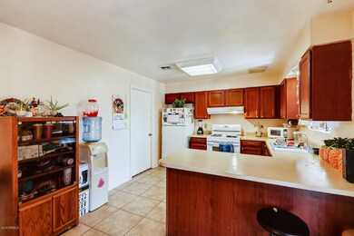 5324 W Coronado Rd, Phoenix, AZ 85035 - photo 7