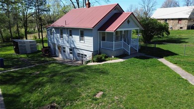 306 N Elm St, Dixon, MO 65459 - photo 3