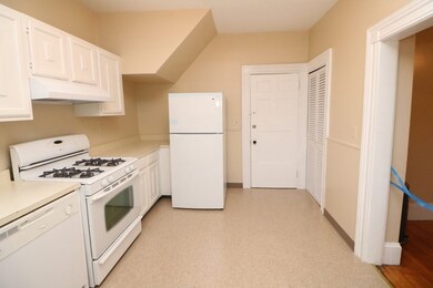 115 Ocean St unit 2, Lynn, MA 01902 - photo 5