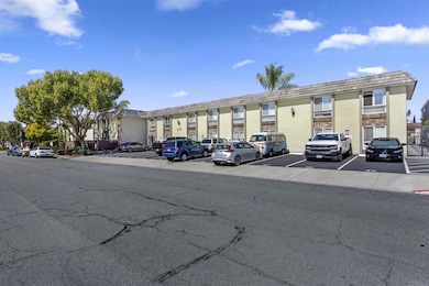 6602 Beadnell Way unit 26, San Diego, CA 92117 - photo 4