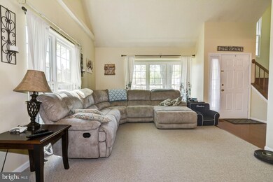 4020 Blue Slate Dr, Alexandria, VA 22306 - photo 4