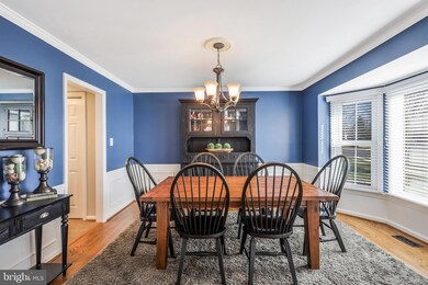 8520 Silverview Dr, Lorton, VA 22079 - photo 6