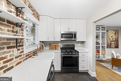 394 6th St NE unit 2, Atlanta, GA 30308 - photo 5