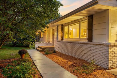 14317 Orchard Rd, Minnetonka, MN 55345 - photo 3