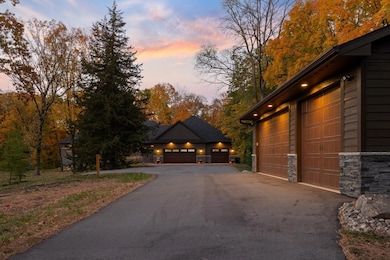 20060 Vine St, Excelsior, MN 55331 - photo 3