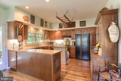 33 Almond Dr, Hershey, PA 17033 - photo 6