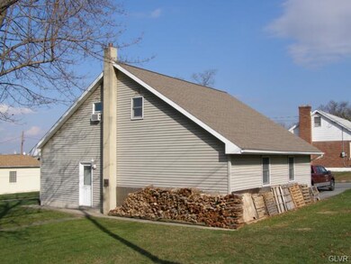 327 S 6th St, Emmaus, PA 18049 - photo 3
