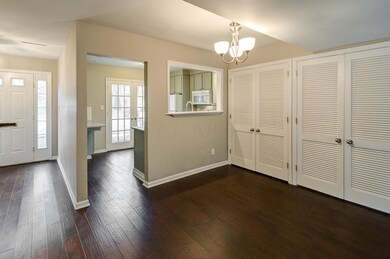 2779 Chateau Circle-13
