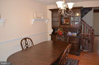 6046 Tree Swallow Ct, Columbia, MD 21044 - photo 4