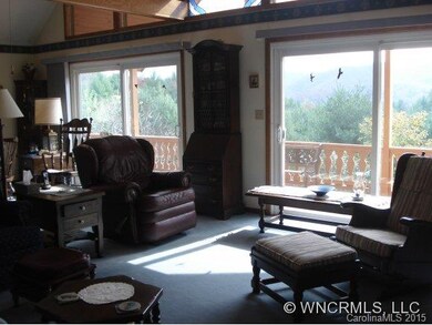 184 Lilac Ln, Burnsville, NC 28714 - photo 4