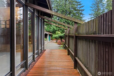 13392 Hidden Cove Ln NE, Bainbridge Island, WA 98110 - photo 6