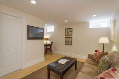 480 1/2 E 7th St, Boston, MA 02127 - photo 5