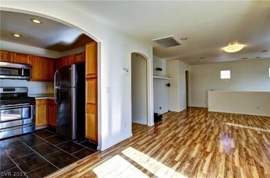 6270 Lapilli Ave, Las Vegas, NV 89139 - photo 3