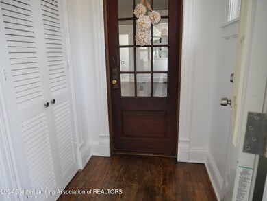 633 W Madison St, Lansing, MI 48906 - photo 2