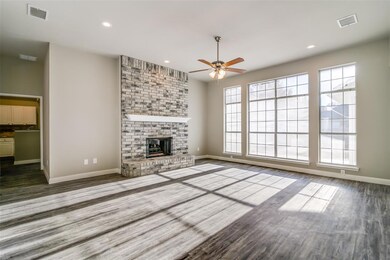 6014 Hawkeye Rd, Rowlett, TX 75089 - photo 2