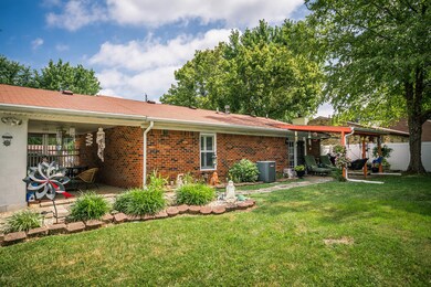 6810 Applegate Ln, Louisville, KY 40228 - photo 7