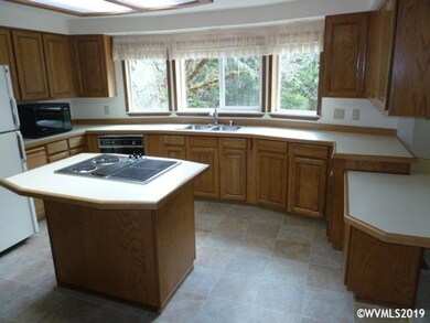 23325 Woods Creek Rd, Philomath, OR 97370 - photo 7