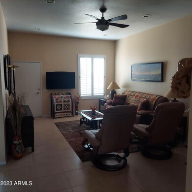 329595071_258031883315038_33569060209878