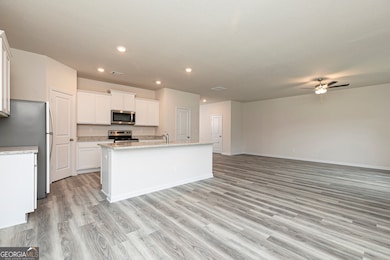 718 Berkeley Dr, Jonesboro, GA 30236 - photo 5