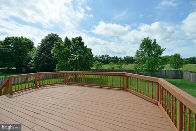 424 Crosman Ct, Purcellville, VA 20132 - photo 7