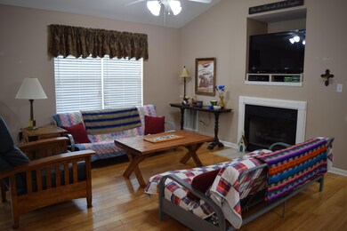 504 Bowers Park Cir, Knoxville, TN 37920 - photo 5