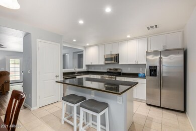Spacious Kitchen With Island