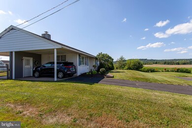 634 Arlington St, East Greenville, PA 18041 - photo 3