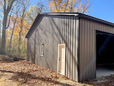 408 Thomas O Dr, Thomasville, NC 27360 - photo 6