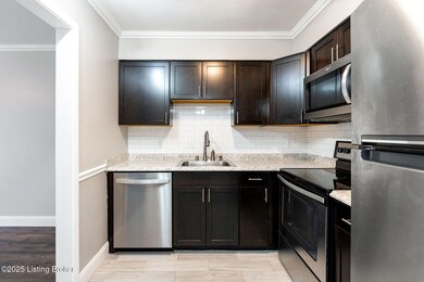 1935 Gardiner Ln F87-18