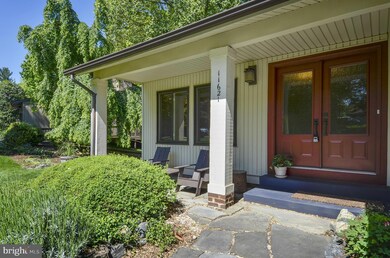 11621 Brandy Hall Ln, North Potomac, MD 20878 - photo 2