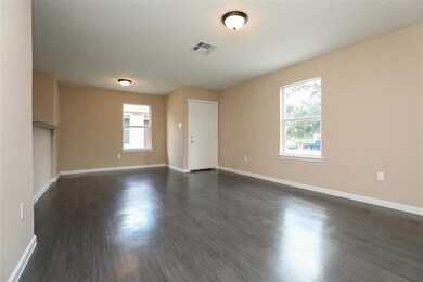 7609 Dyer St, Houston, TX 77088 - photo 7
